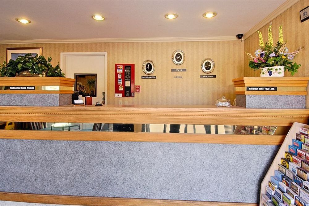 Travel Inn Сънивейл Интериор снимка